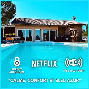 La Perroquet Villa Poncins